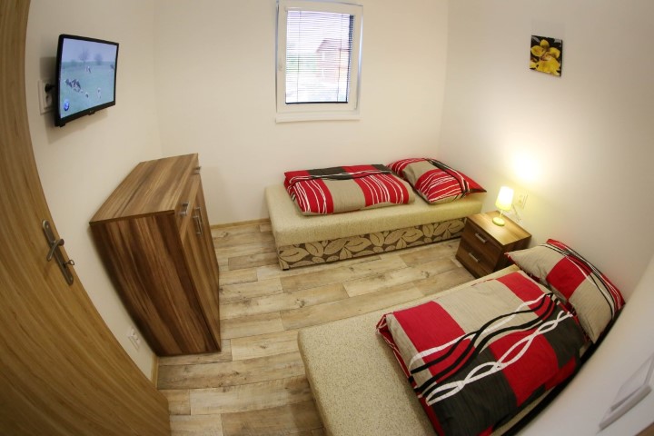 apartmany-lux-sturovo-izba-10.jpg